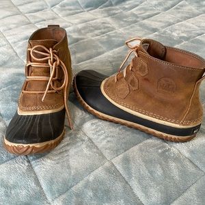 Sorel out and about boots